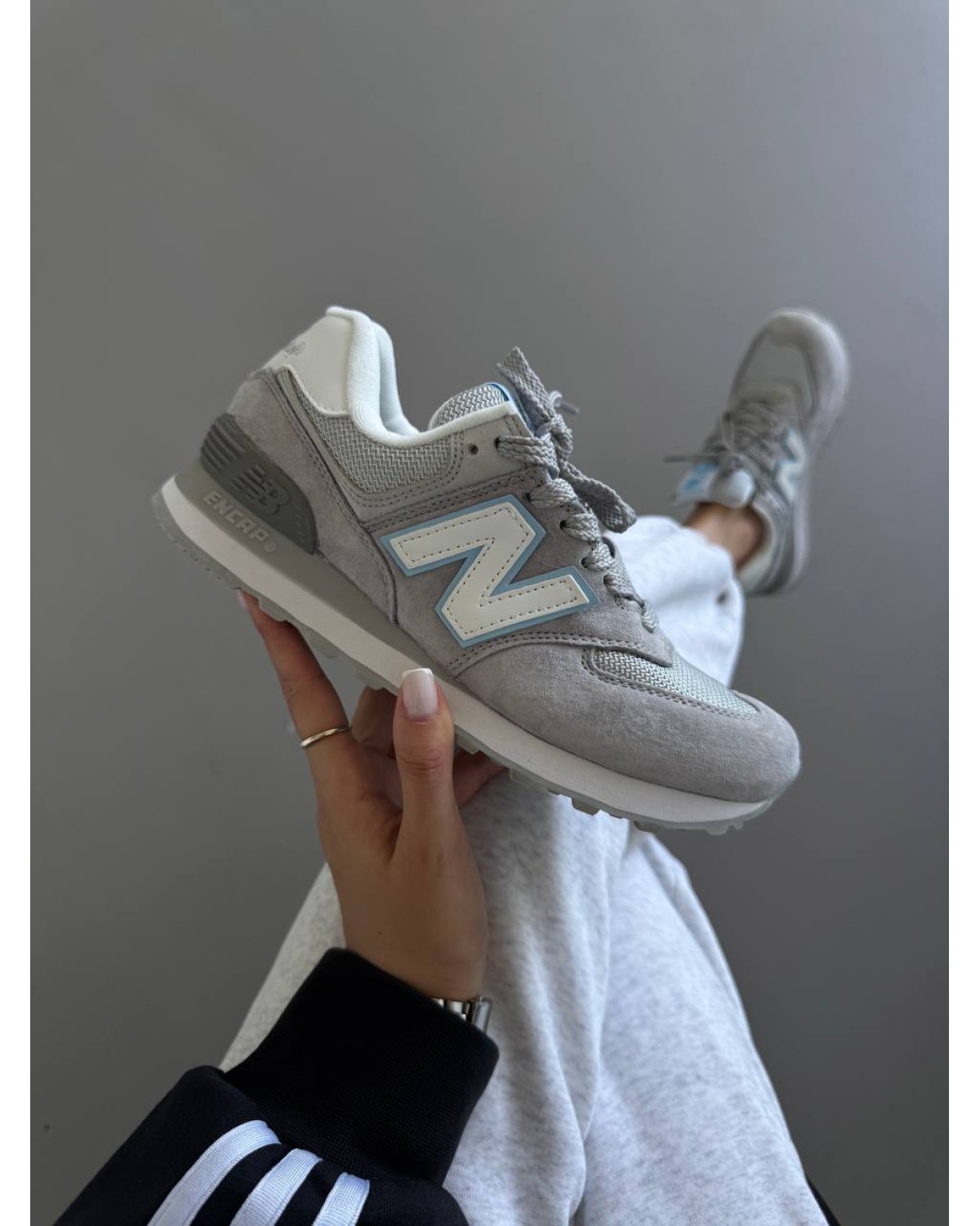 New Balance 574 Light Grey / Blue