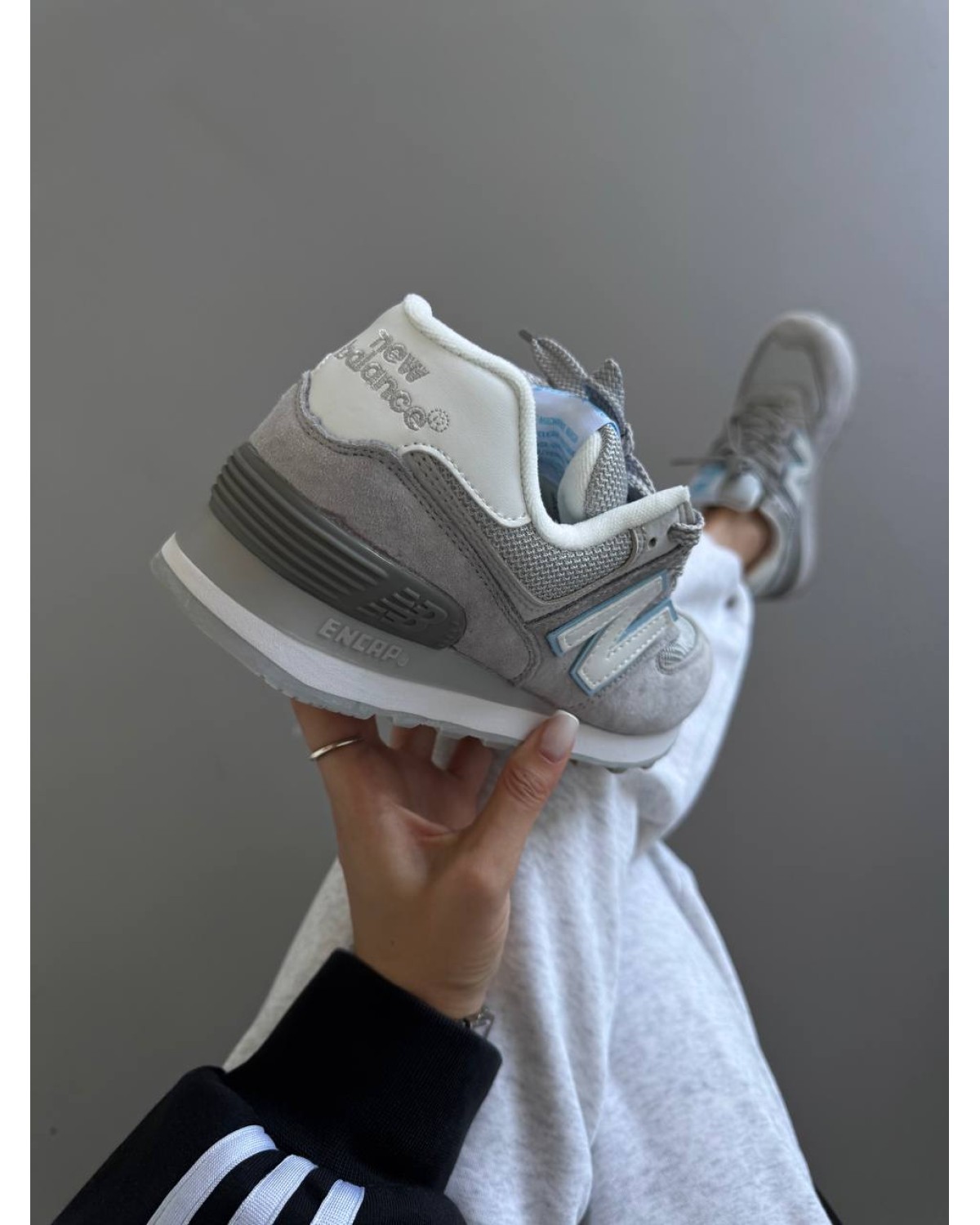 New Balance 574 Light Grey / Blue