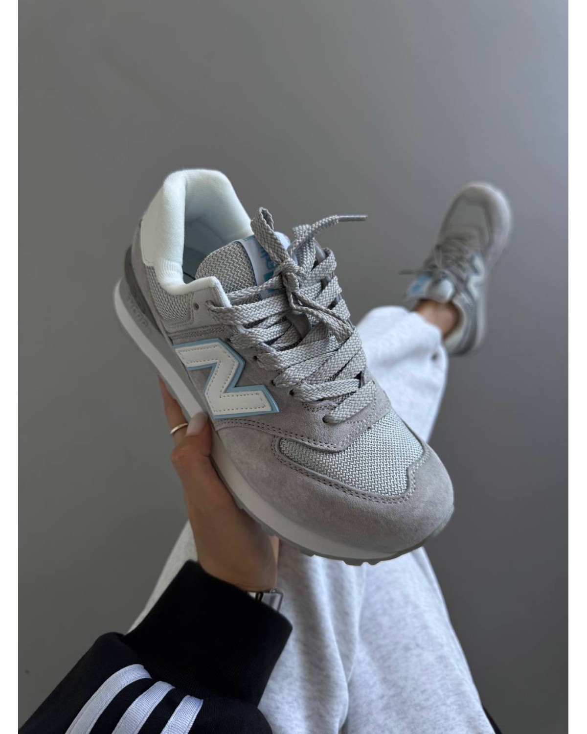 New Balance 574 Light Grey / Blue