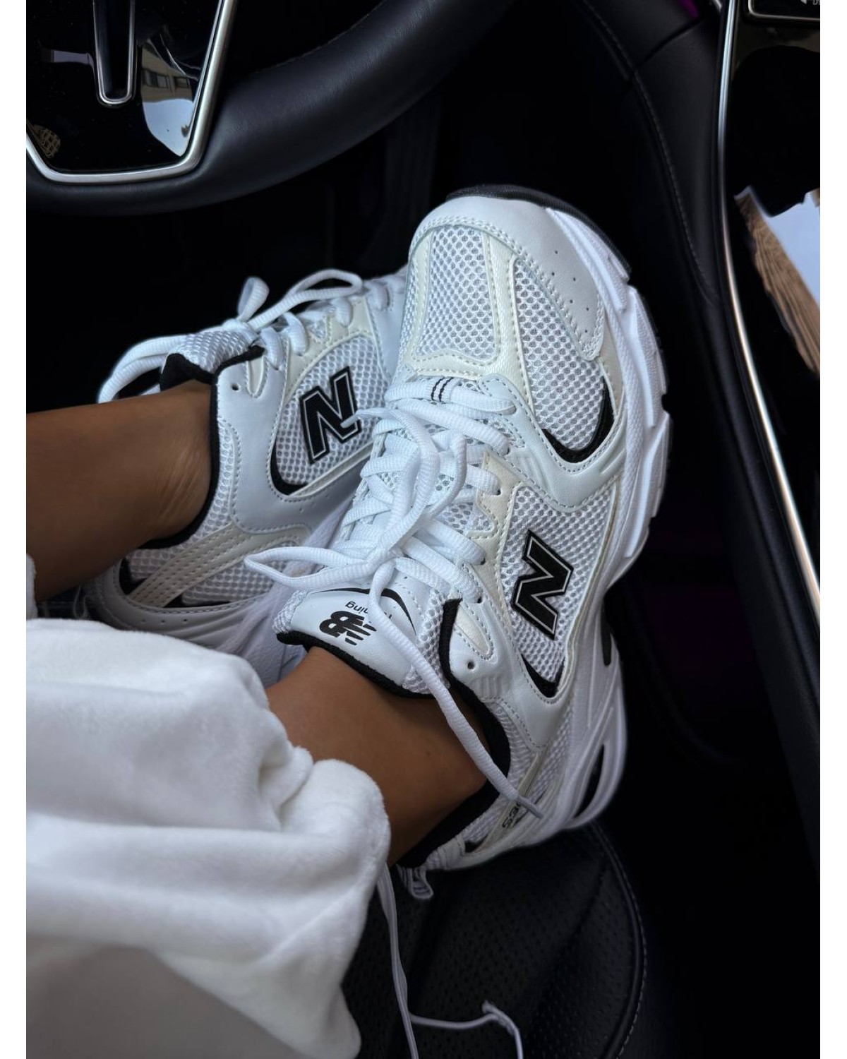 New Balance 530 White/Black