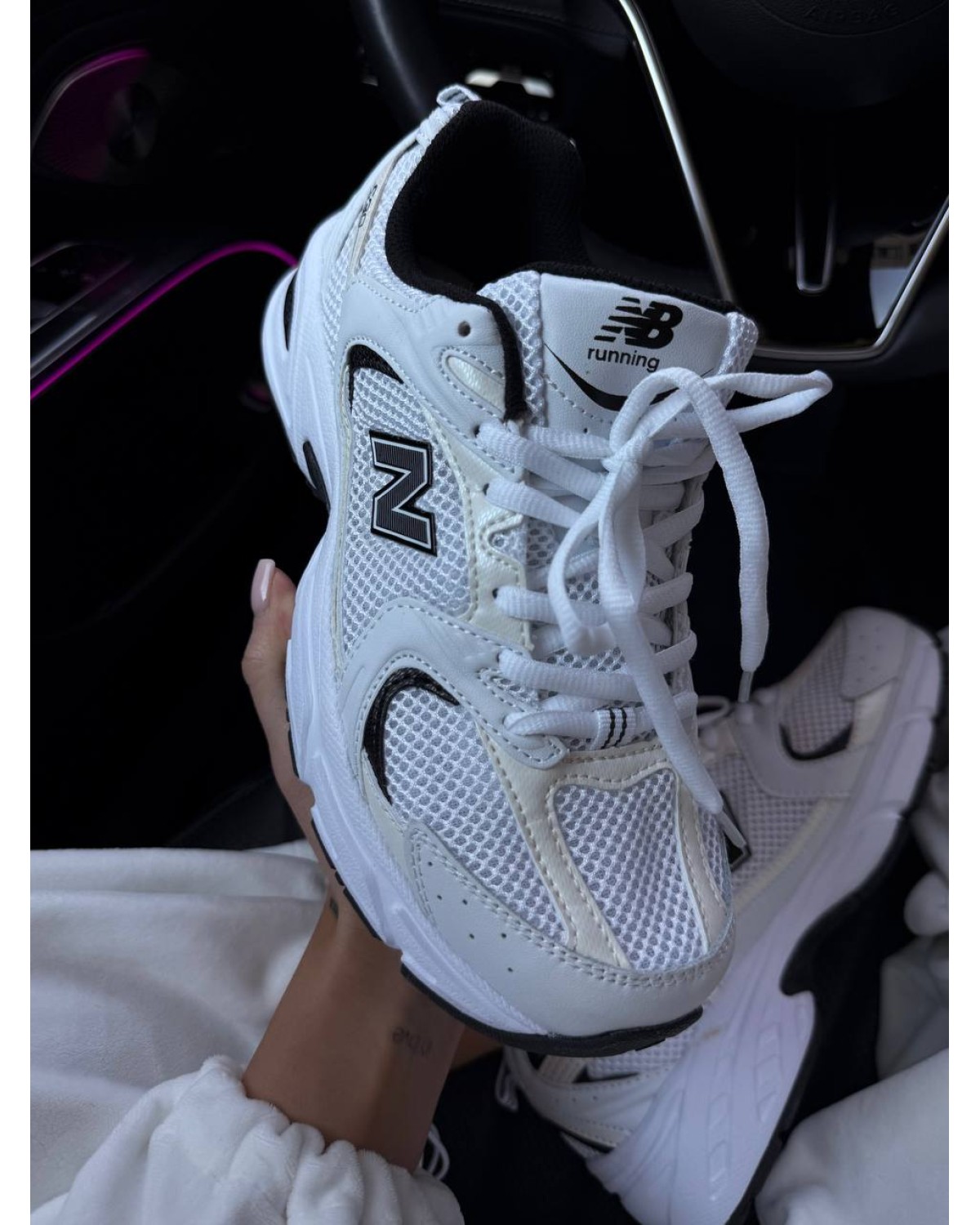 New Balance 530 White/Black