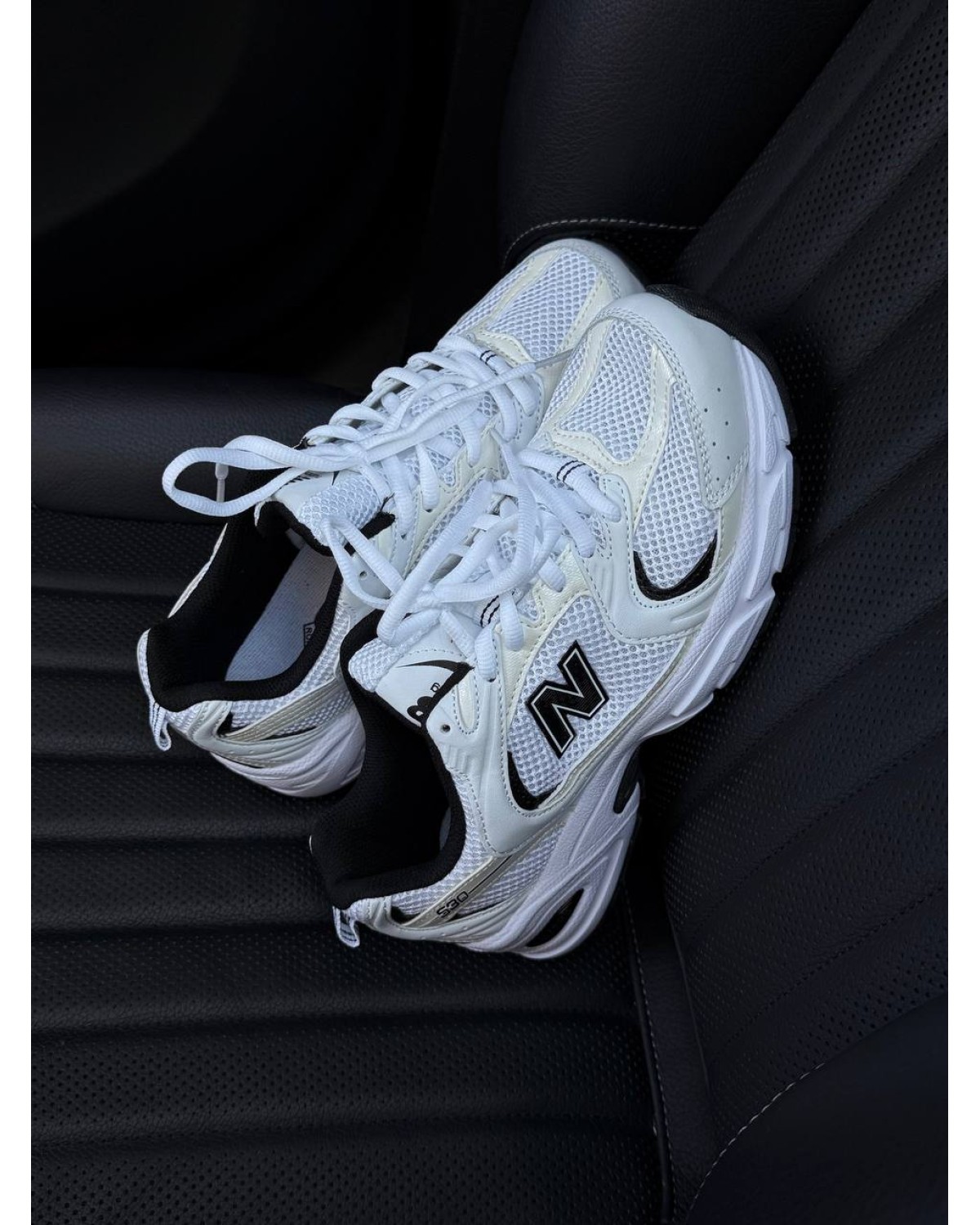 New Balance 530 White/Black