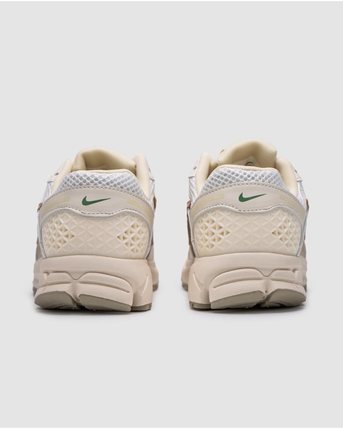 Nike Air Zoom Vomero 5 Sail Light Orewood Brown