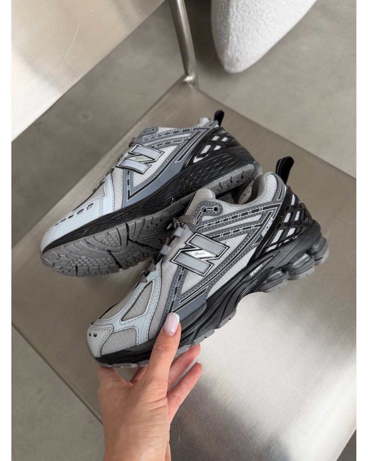 New Balance 1906R Grey