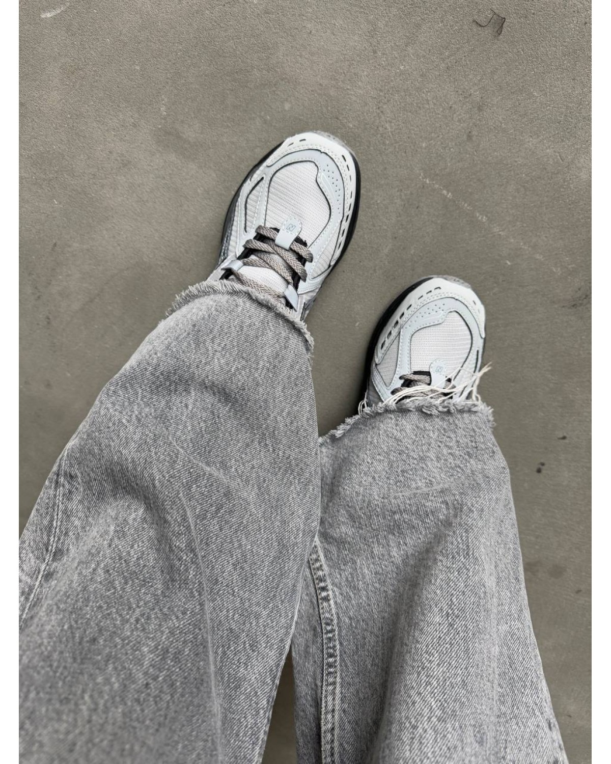 New Balance 1906R Grey