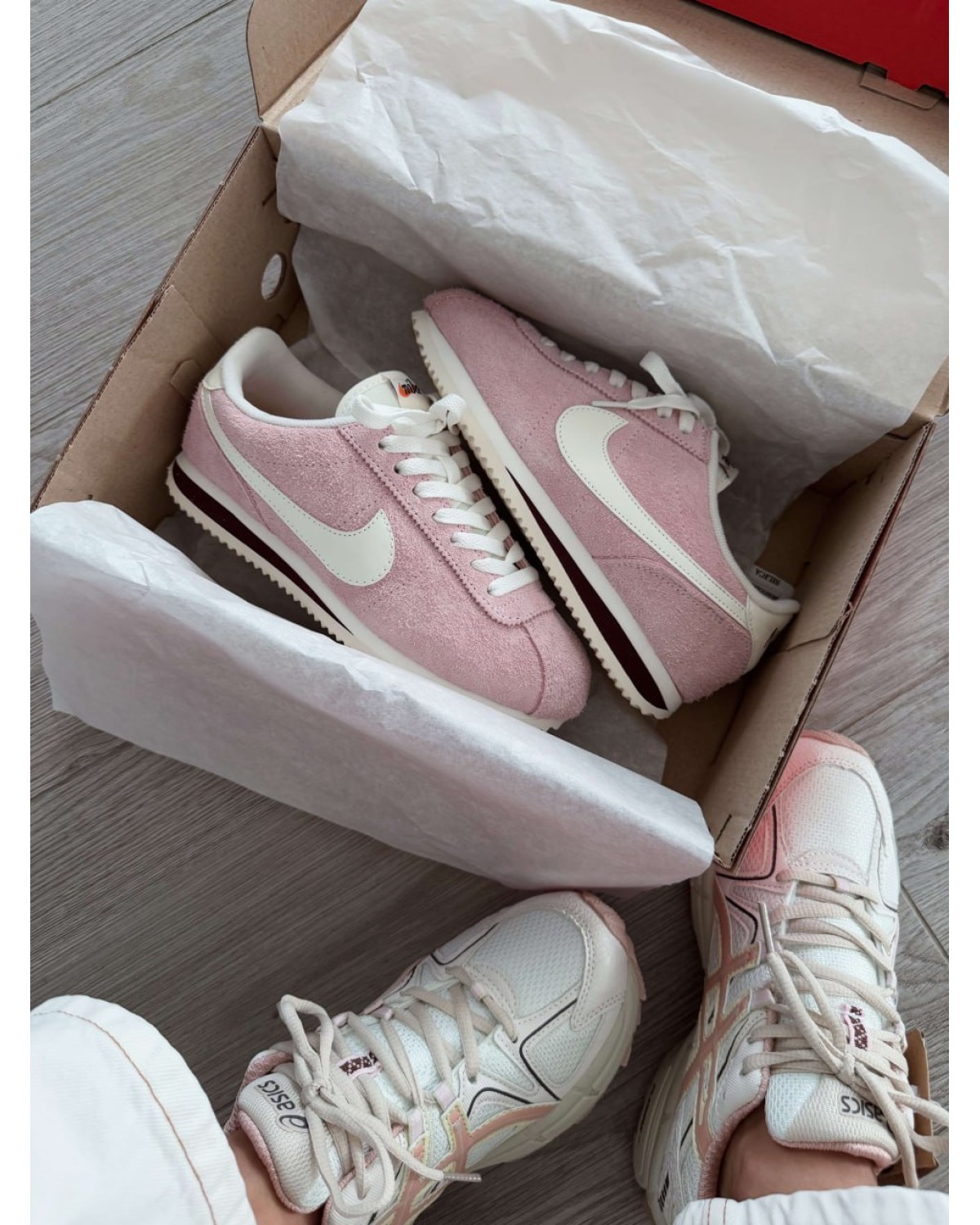 Nike Cortez SE College pink