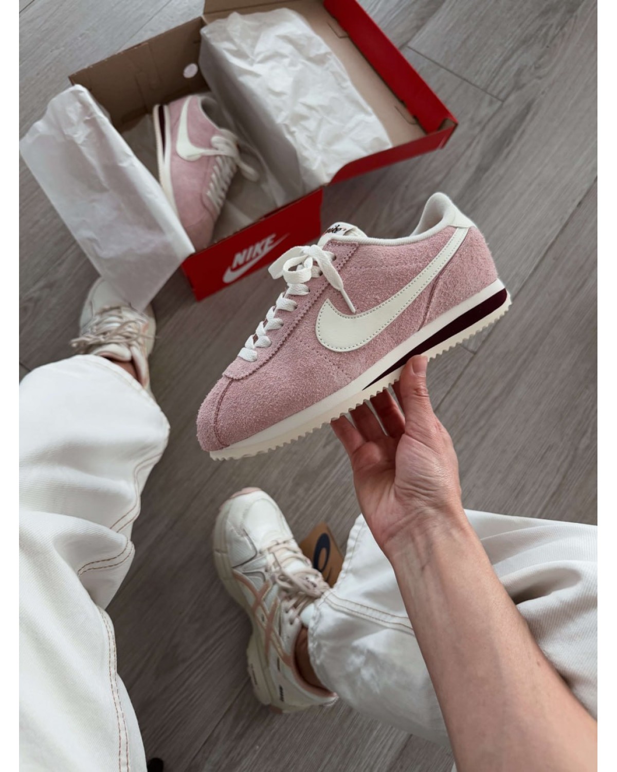 Nike Cortez SE College pink