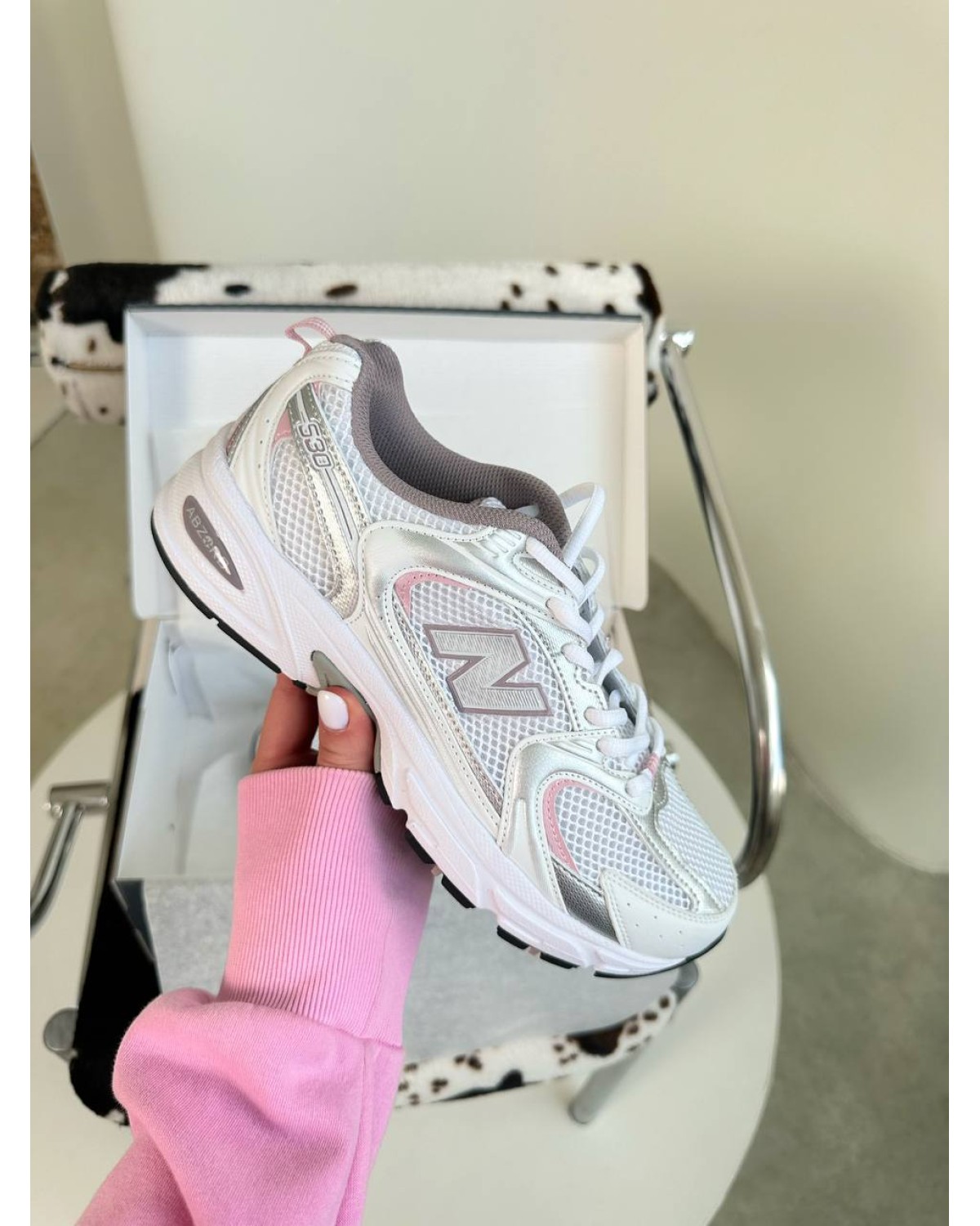 New Balance 530 White Pink