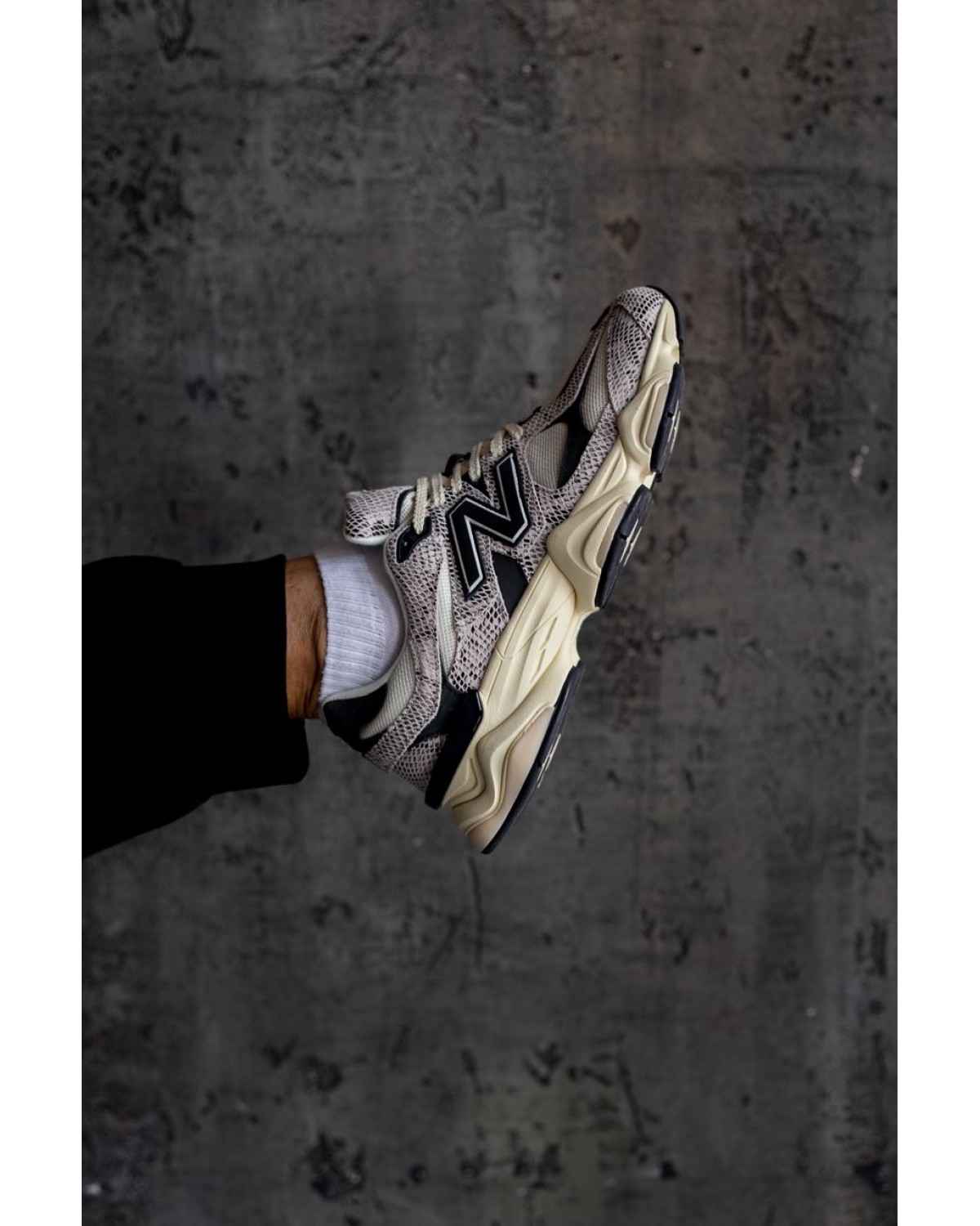 New Balance 9060 “Year Of The Snake”