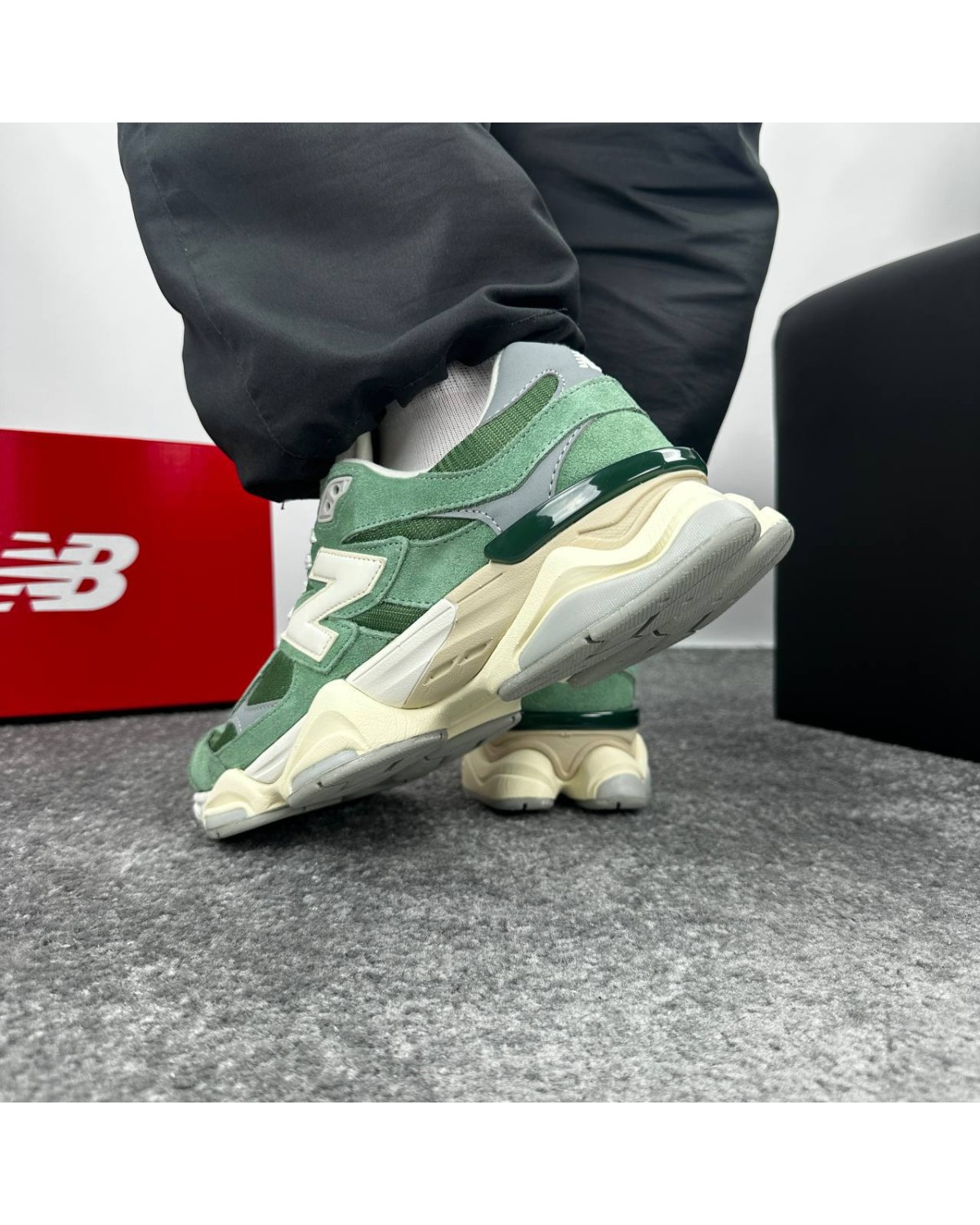 New Balance 9060 Nori Green Beige