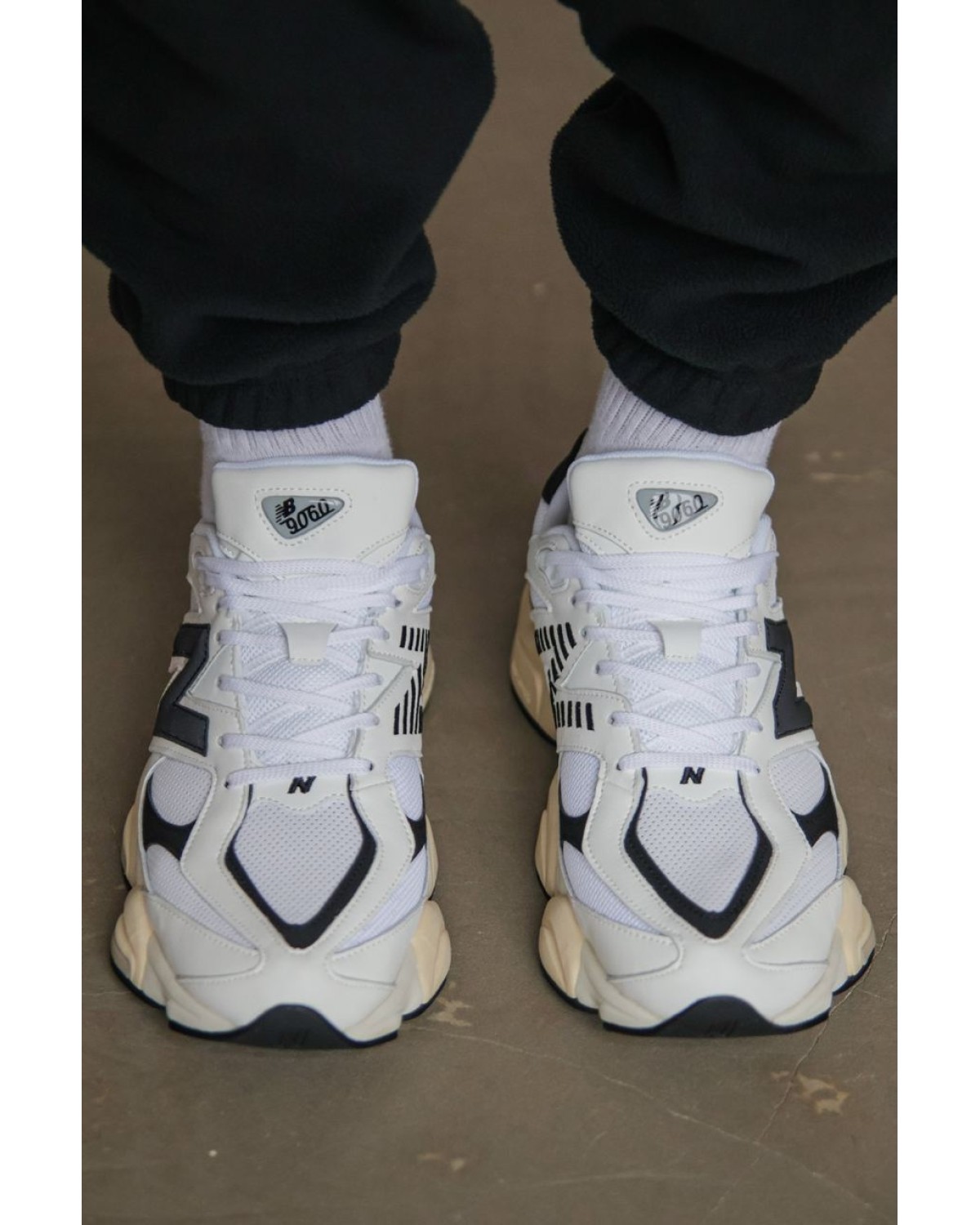 New Balance 9060 White/Black