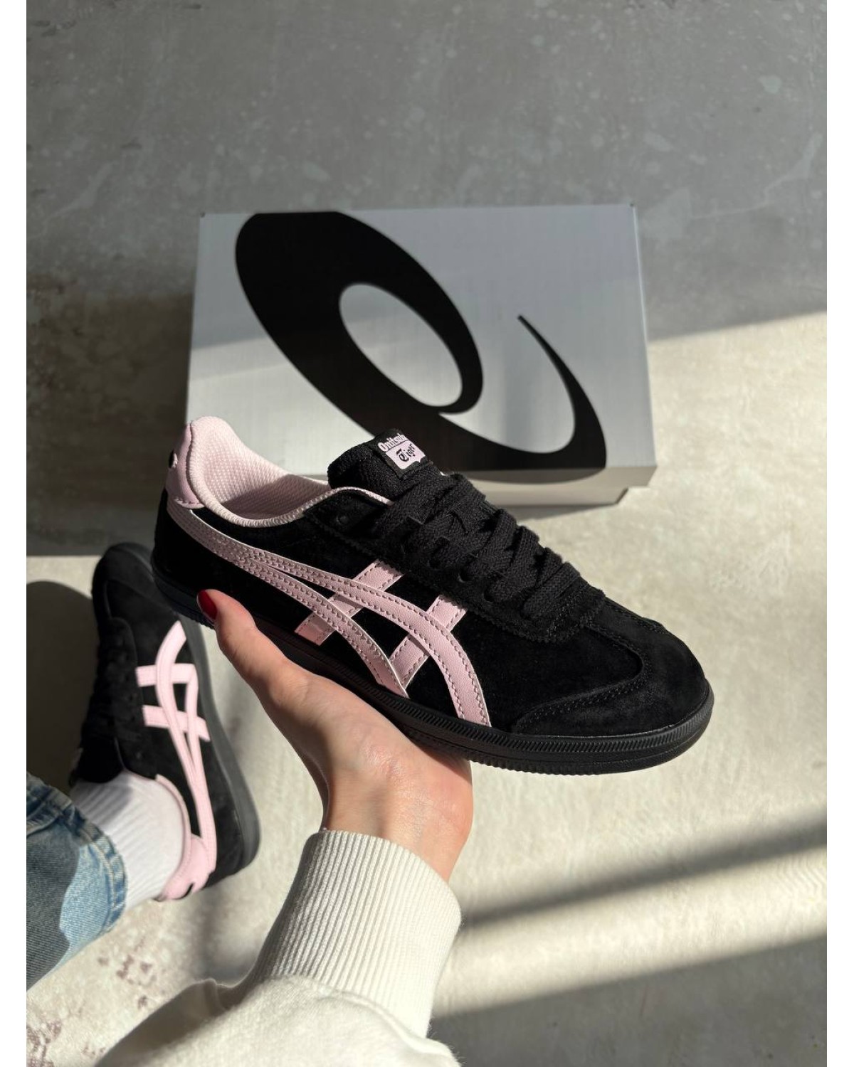 Asics Onitsuka Tiger Black Pink