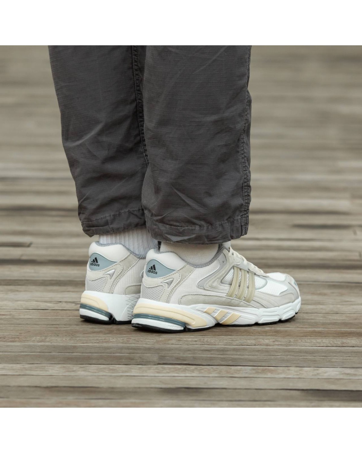 Adidas Response CL