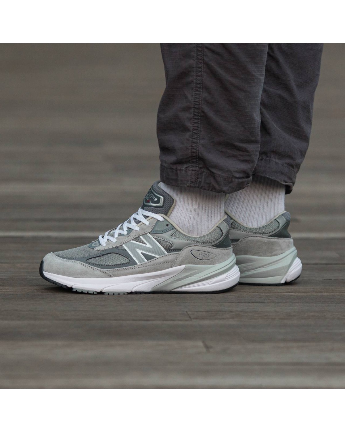 New Balance  990 v6 White\Grey