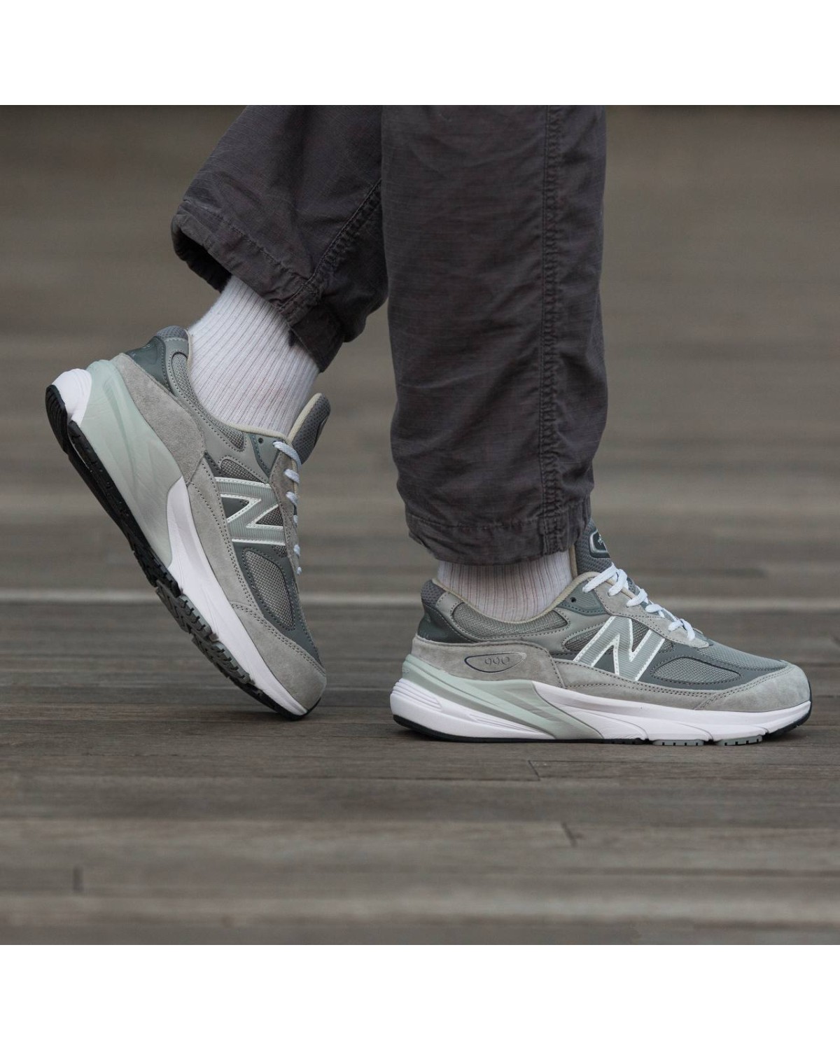 New Balance  990 v6 White\Grey