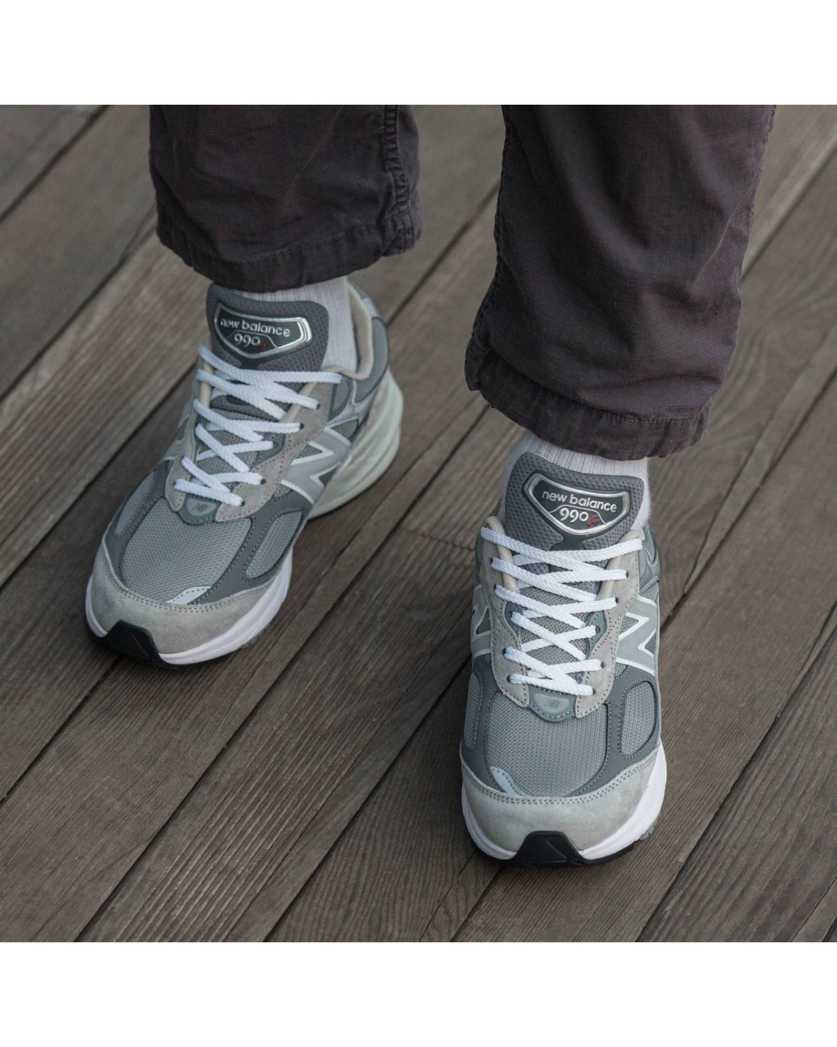 New Balance  990 v6 White\Grey