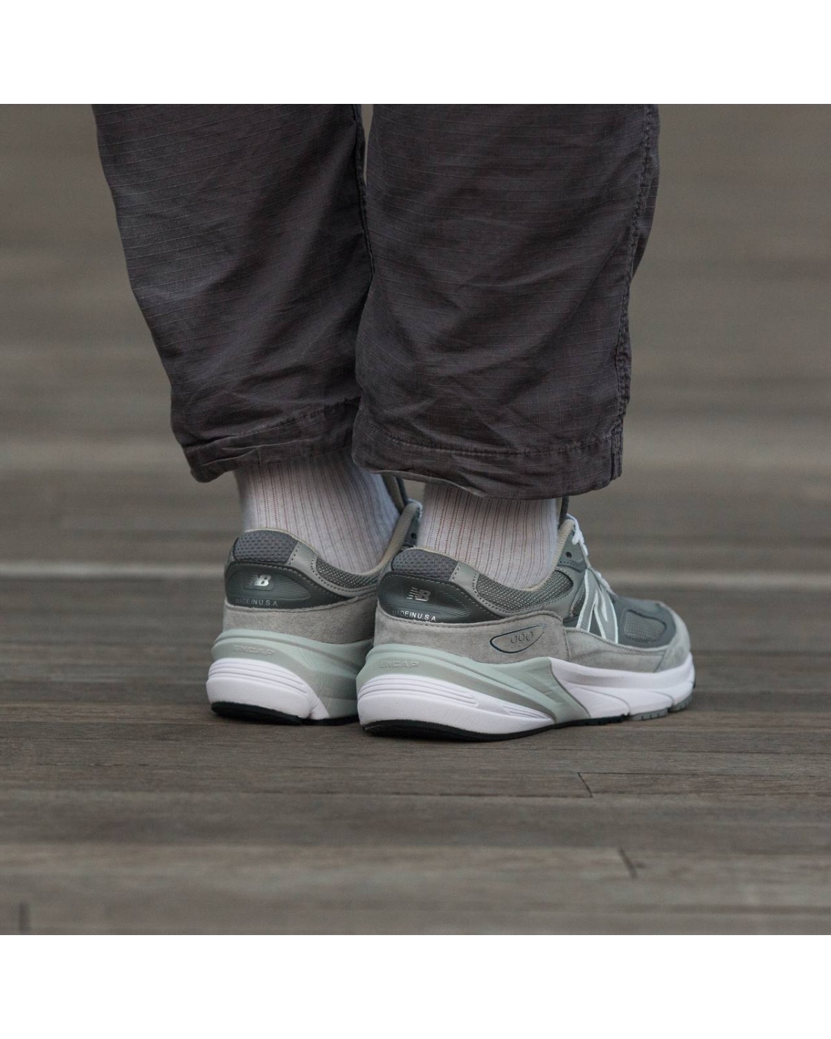 New Balance  990 v6 White\Grey