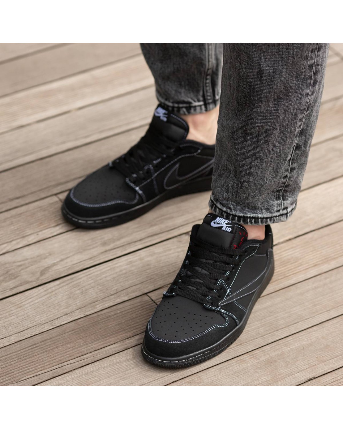 Nike Air Jordan Retro 1 Low x Travis Scott