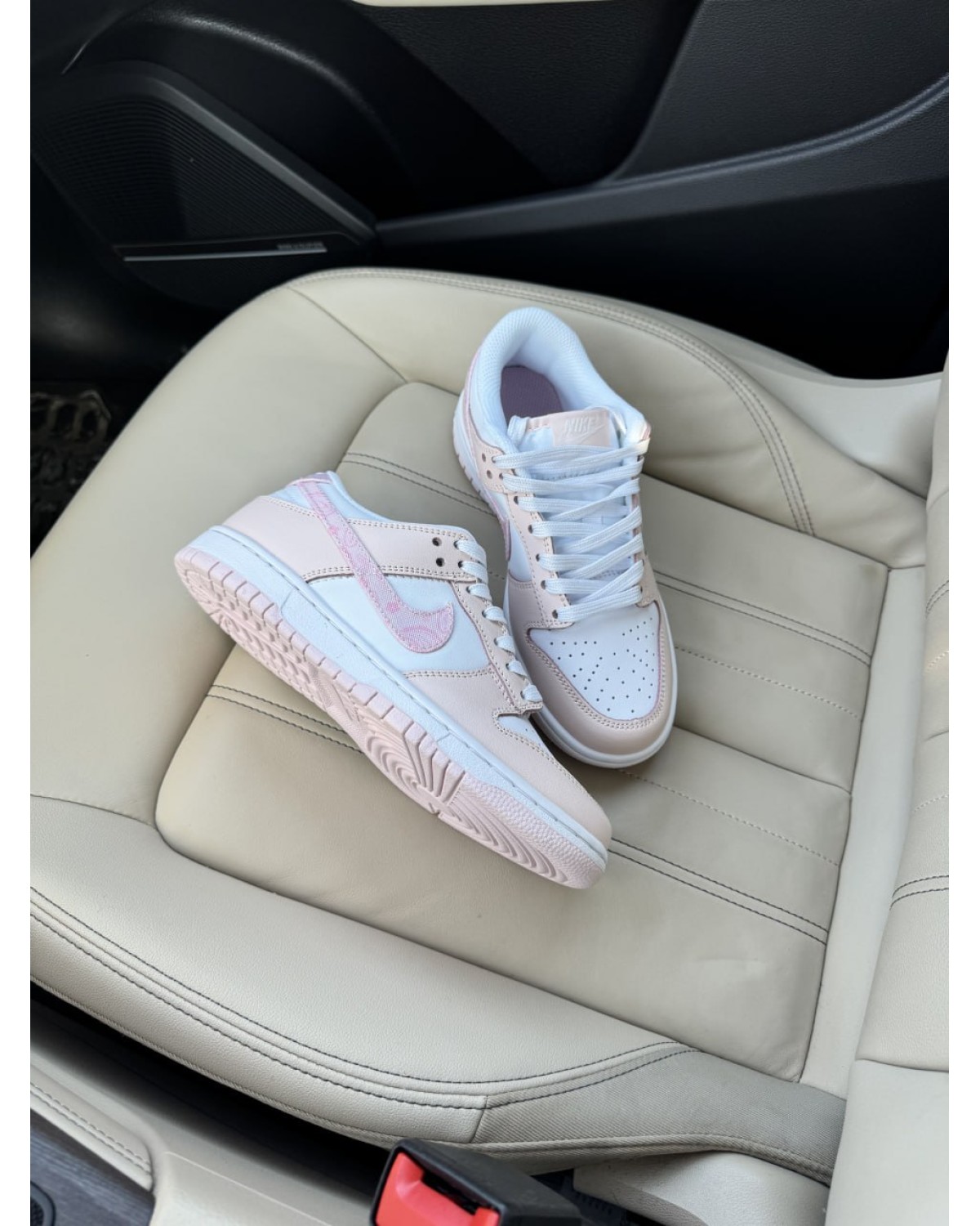 Nike Dunk Pink Paisley