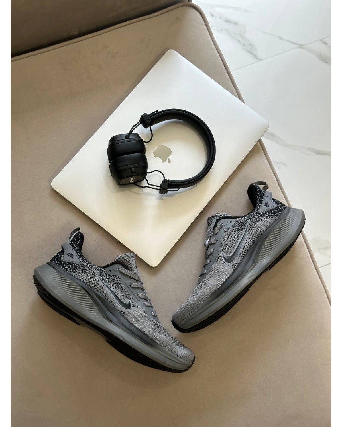 Nike Zoom Grey