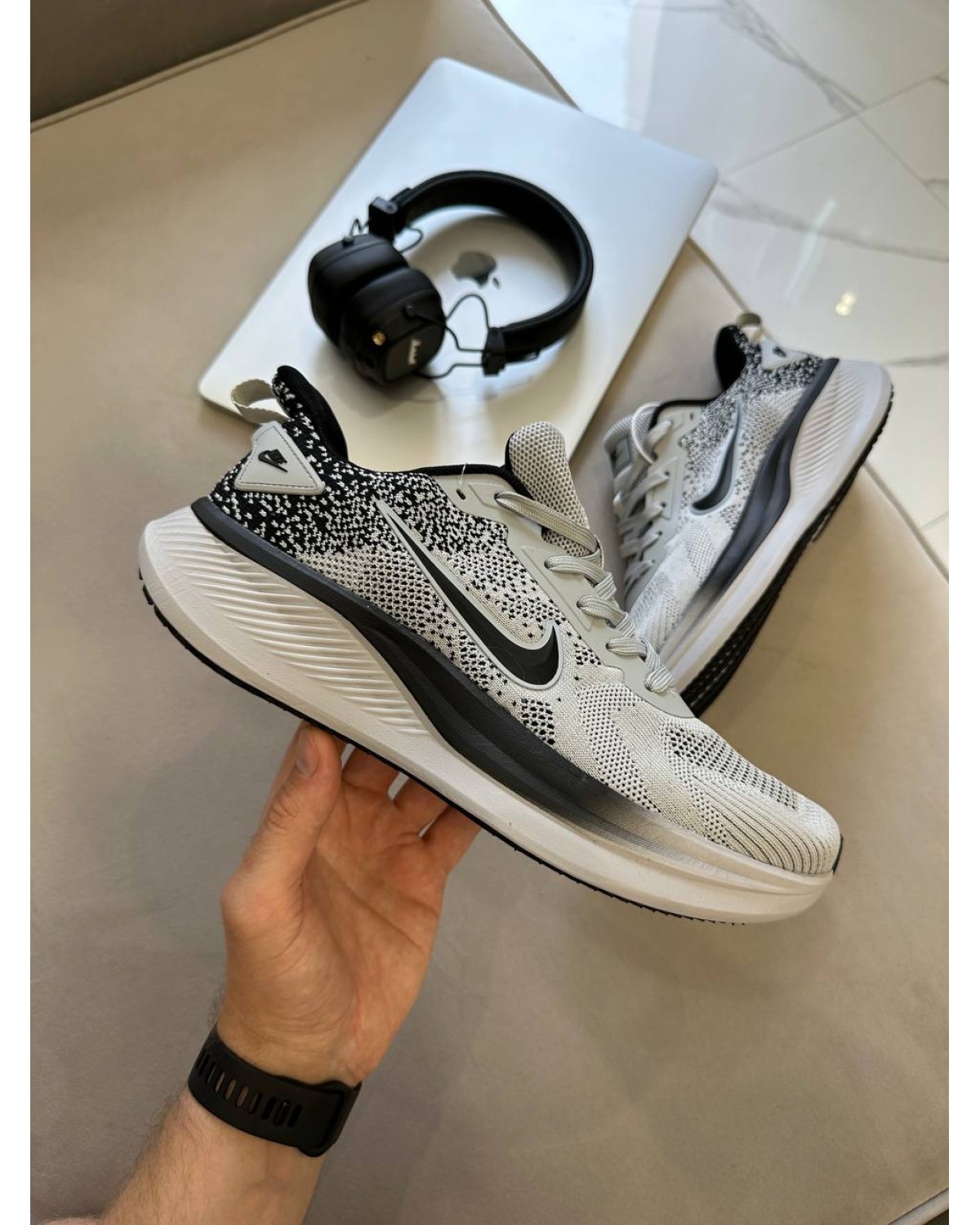 Nike Zoom Grey Black