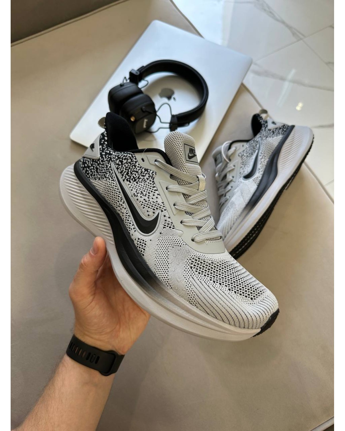Nike Zoom Grey Black