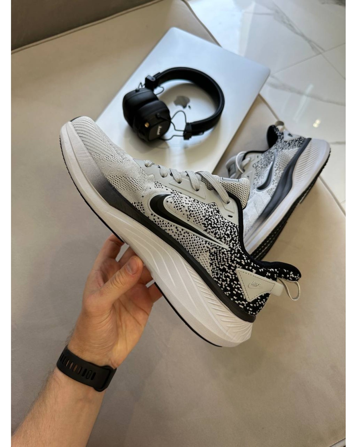 Nike Zoom Grey Black