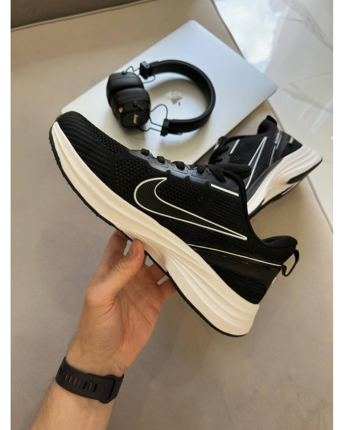 Nike Zoom Winflo Black White