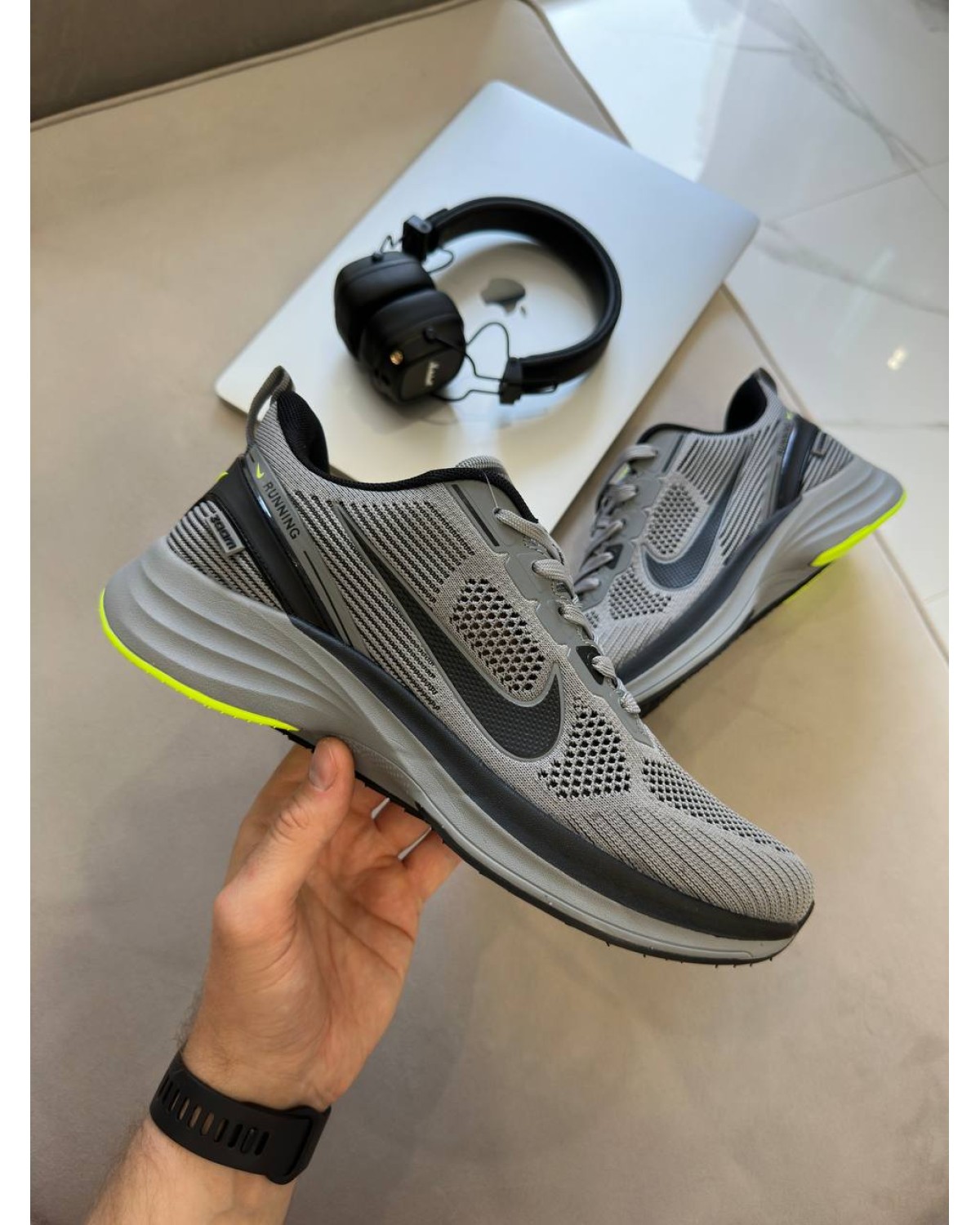 Nike Zoom Winflo Grey Lime