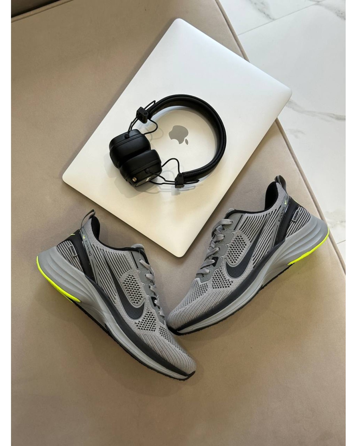 Nike Zoom Winflo Grey Lime