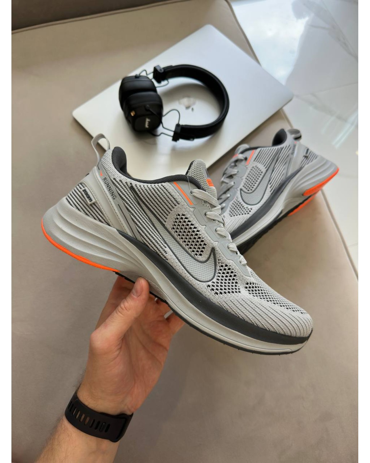 Nike Zoom Winflo Grey Orange