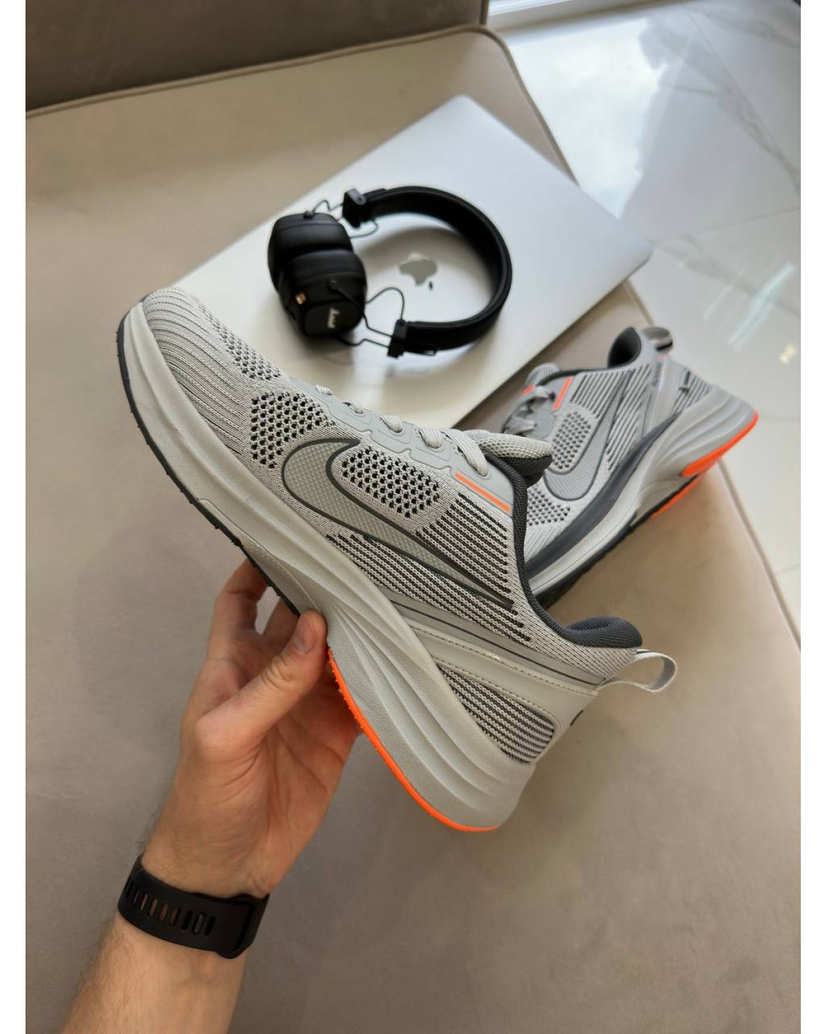 Nike Zoom Winflo Grey Orange