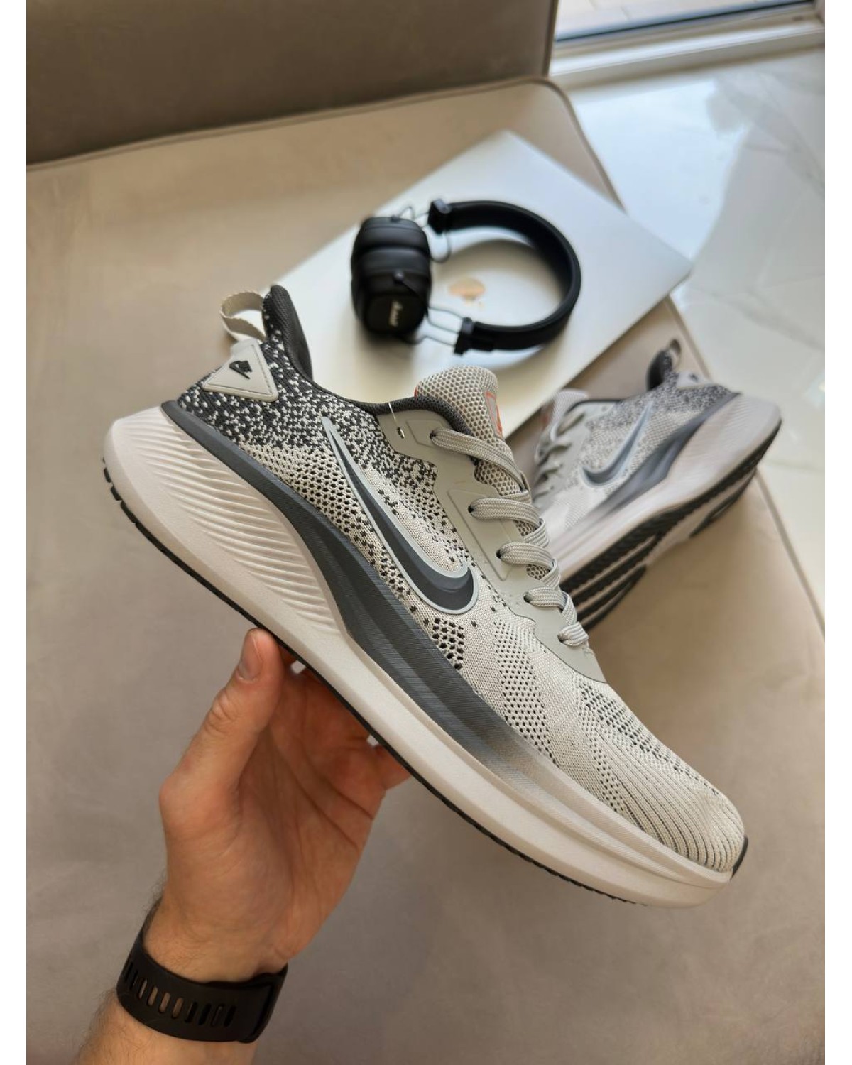 Nike Zoom Light Grey