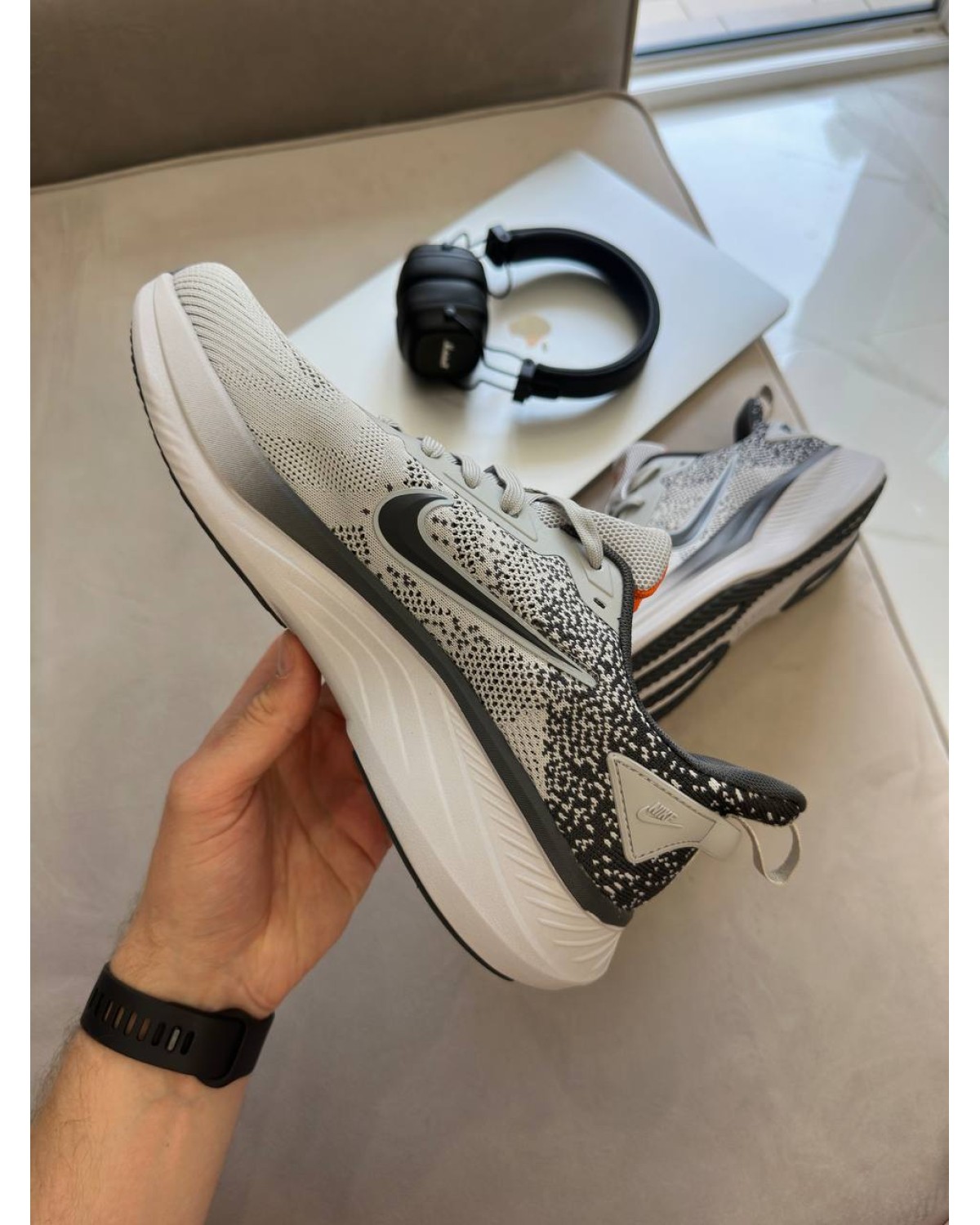 Nike Zoom Light Grey