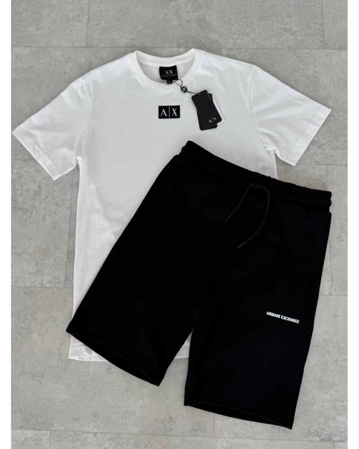 Літній костюм Armani