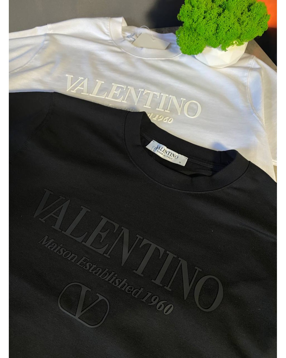 Футболка Valentino