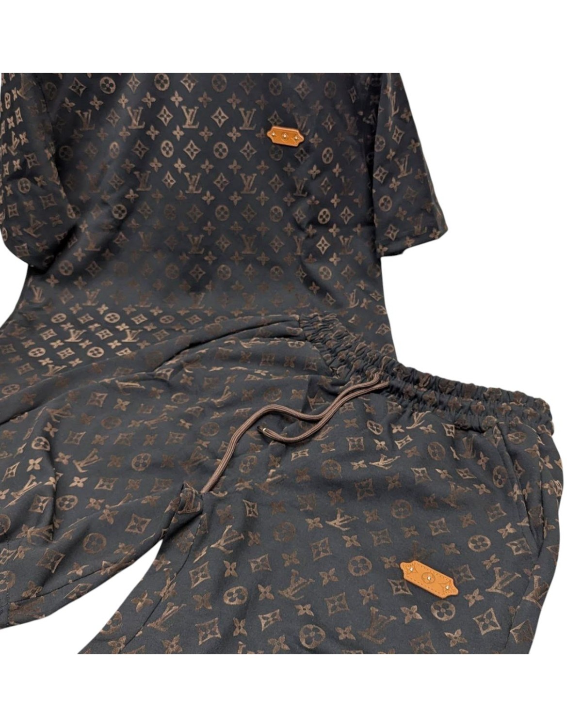 Костюм Louis Vuitton
