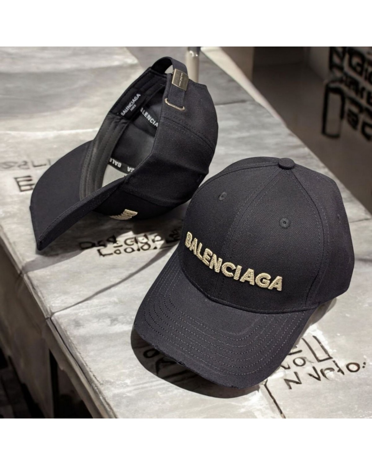 Кепка Balenciaga
