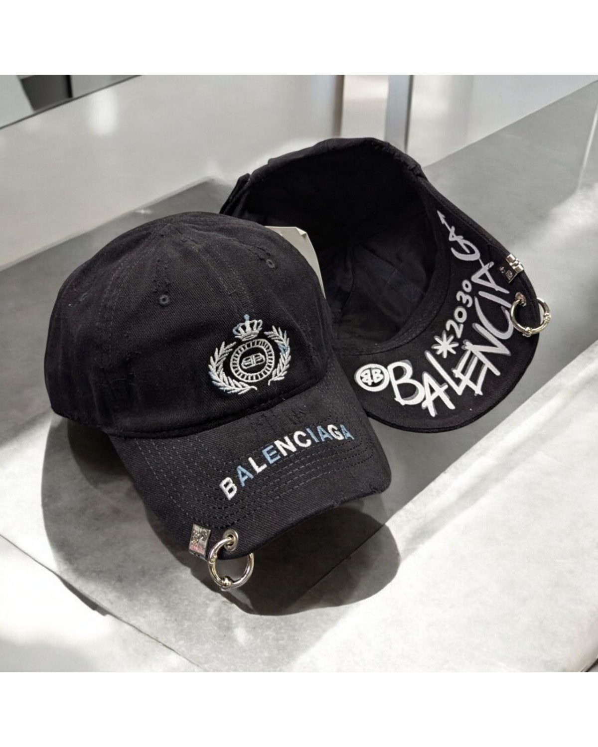 Кепка Balenciaga