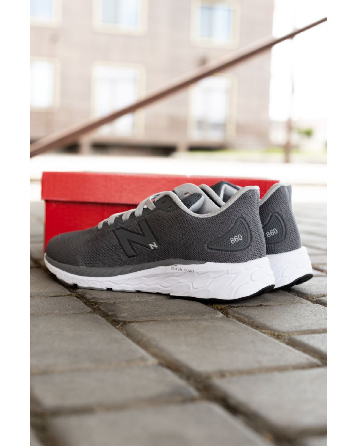 New Balance Fresh Foam 860