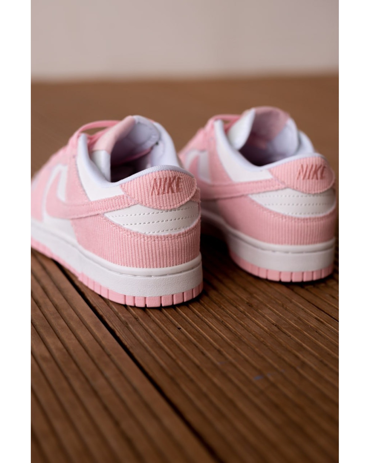 Nike Dunk Low «Pink Corduroy»