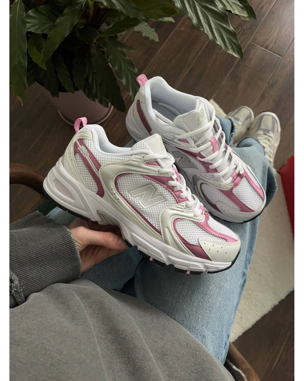 New Balance 530 Pink Metallic