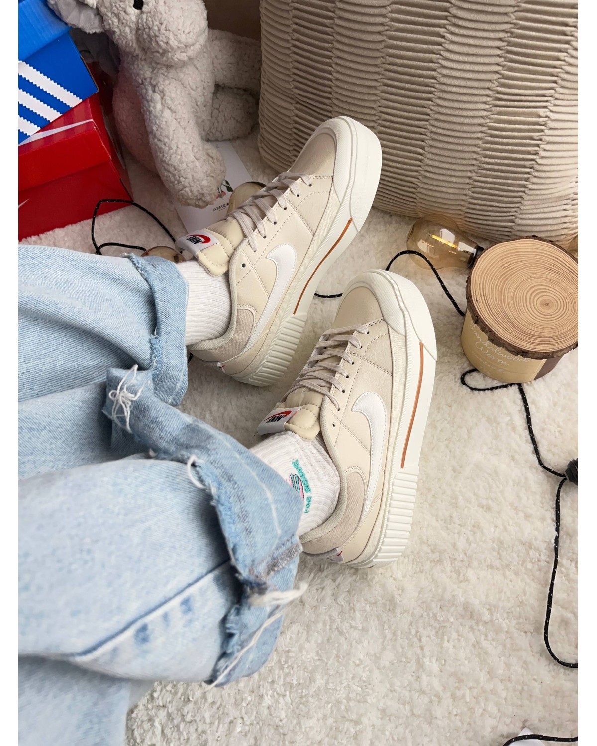 Nike Court Beige White
