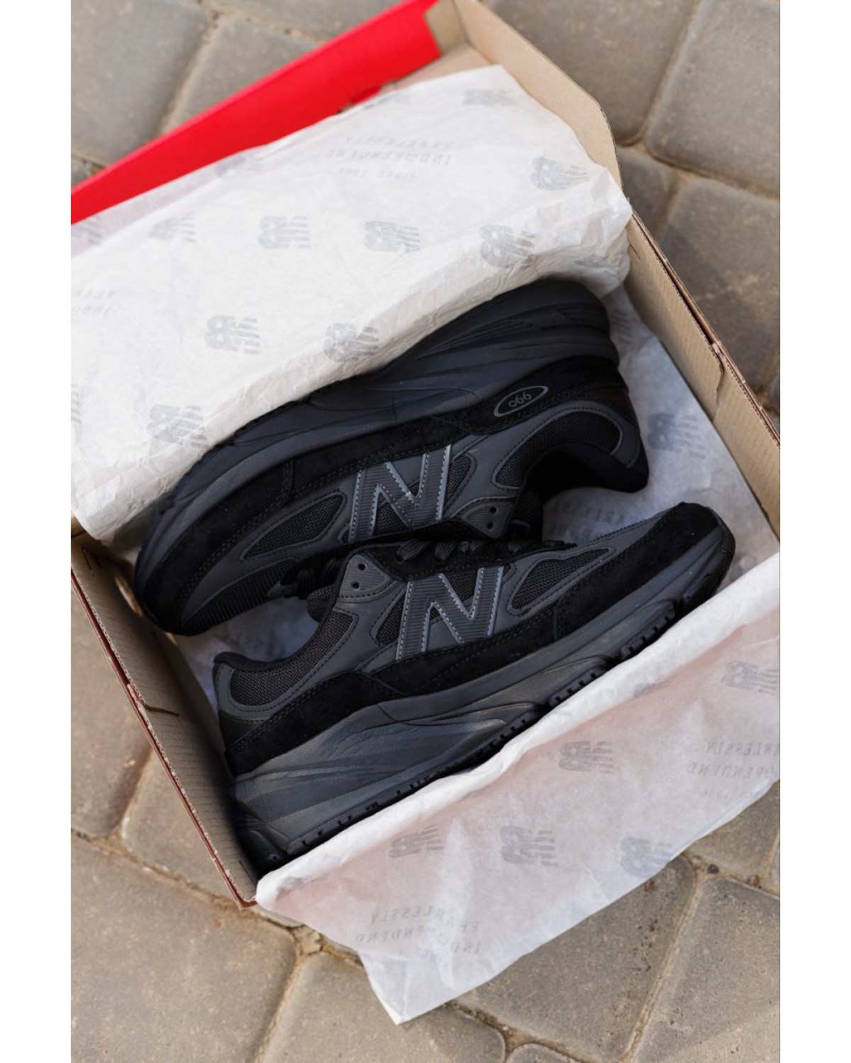 New Balance 990V6 Black