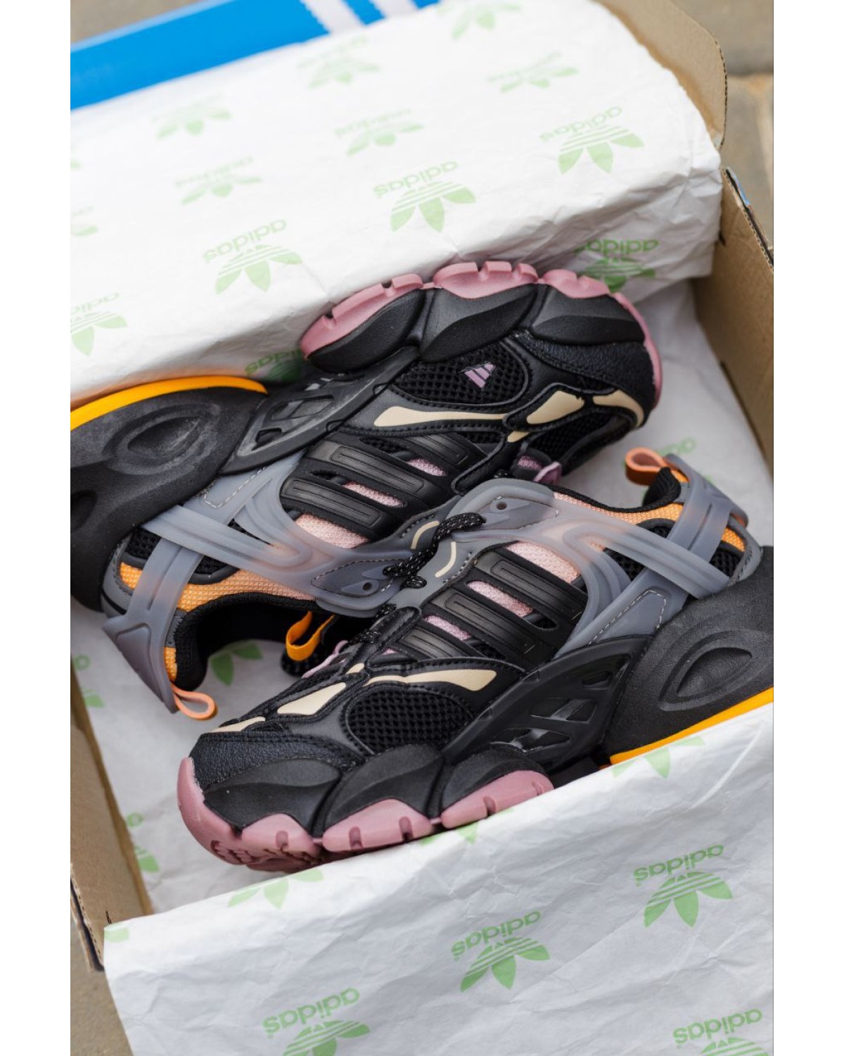Adidas Vento XLG Black Orange
