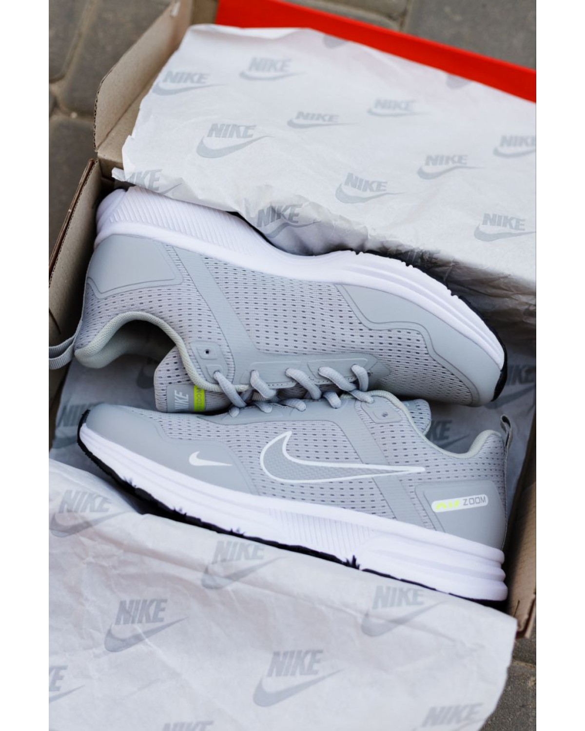 Nike Zoom Light Grey
