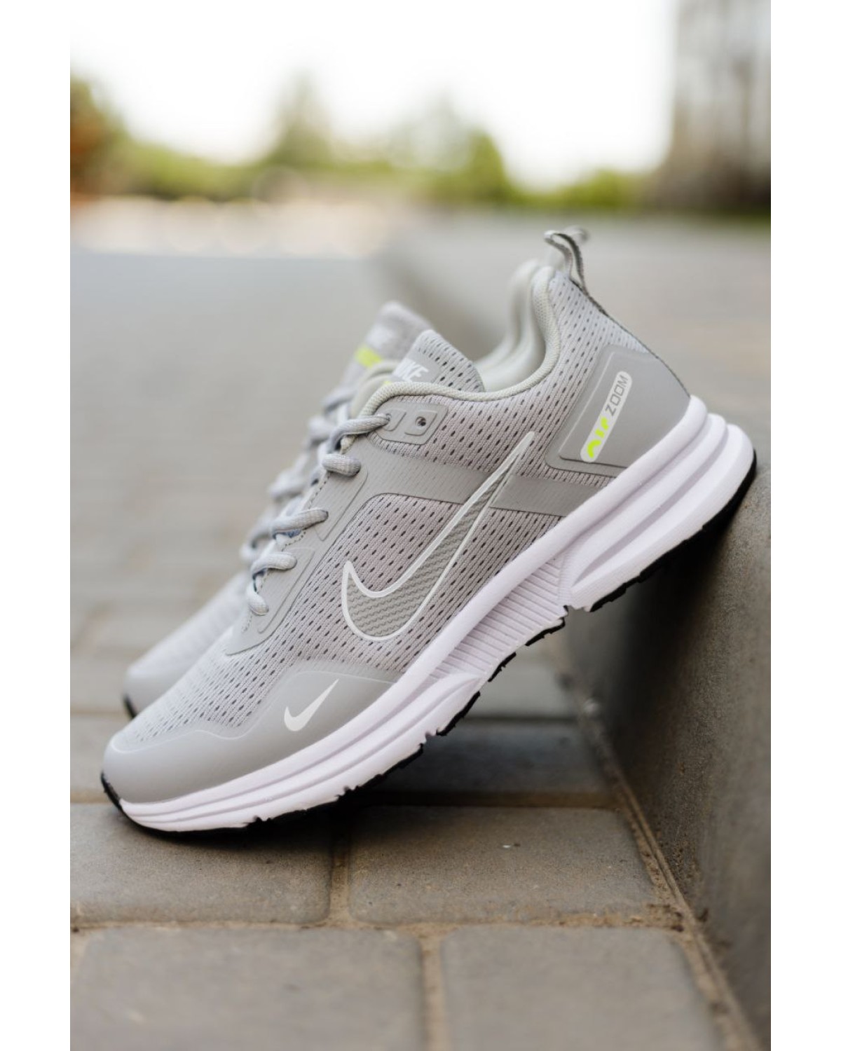 Nike Zoom Light Grey
