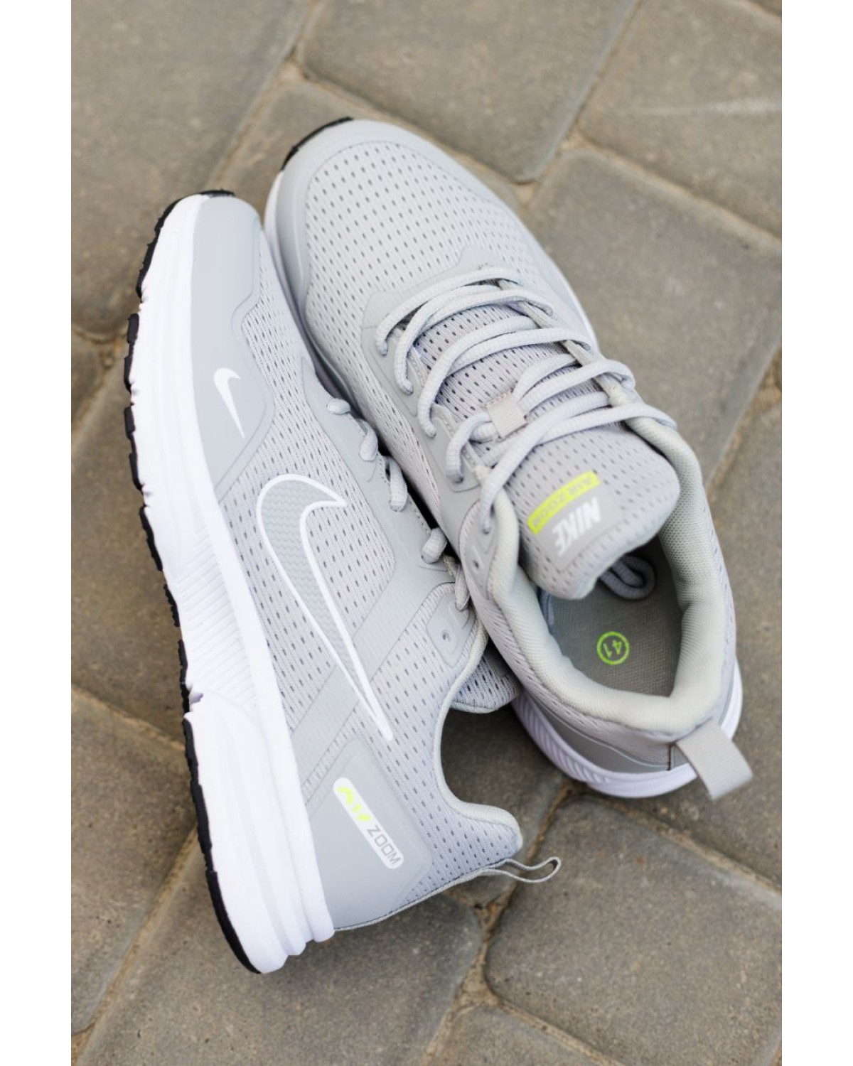 Nike Zoom Light Grey