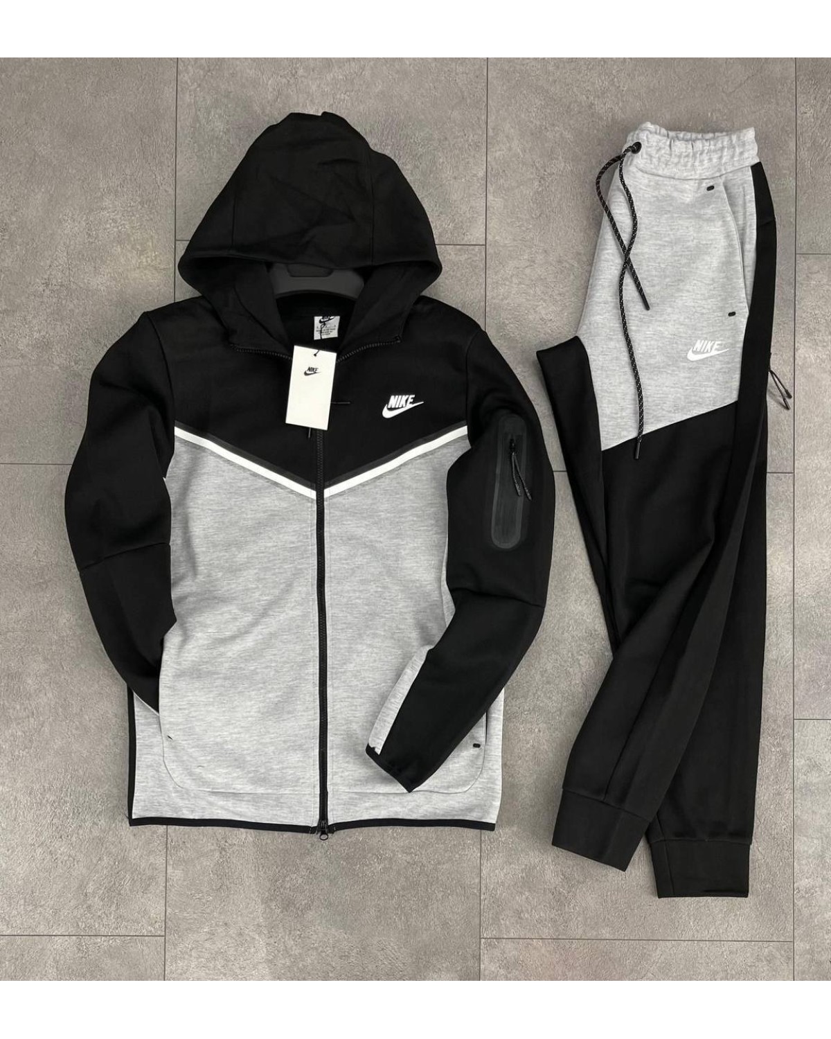 Спортивний костюм Nike Tech Fleece