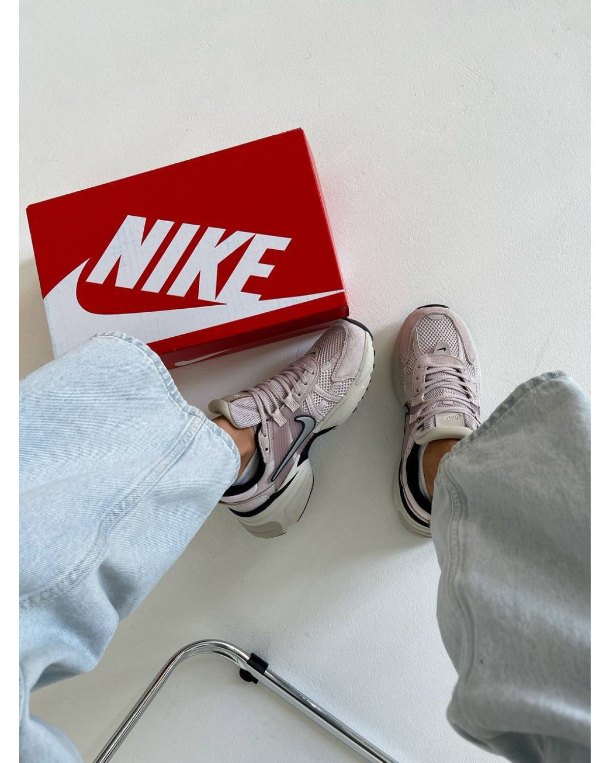 Nike V2K Run Pink